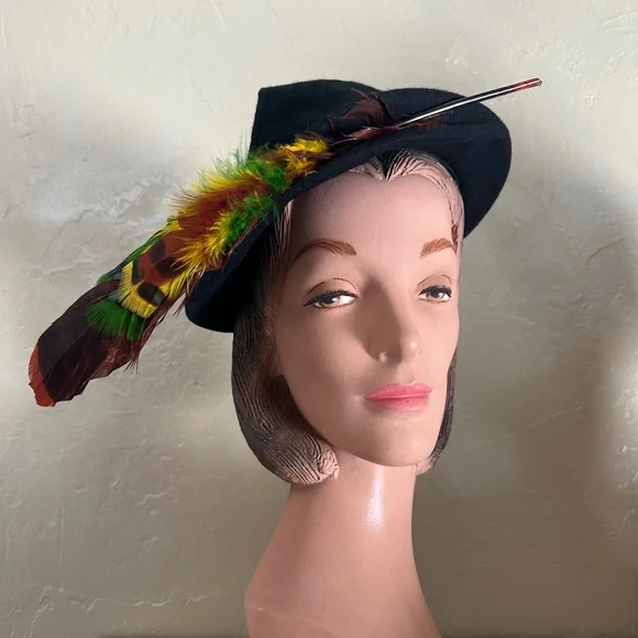 Accessories | Unusual 195s Black Felt Hat With Folded Crown  display picture 3